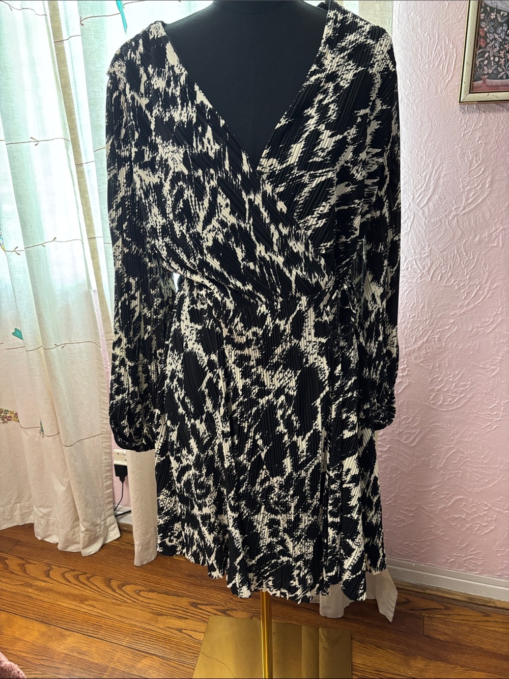 H&M Black and White Pleated Wrap-Style Long Sleeve Dress